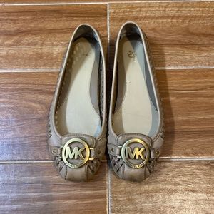 Michael Kors flats size 6